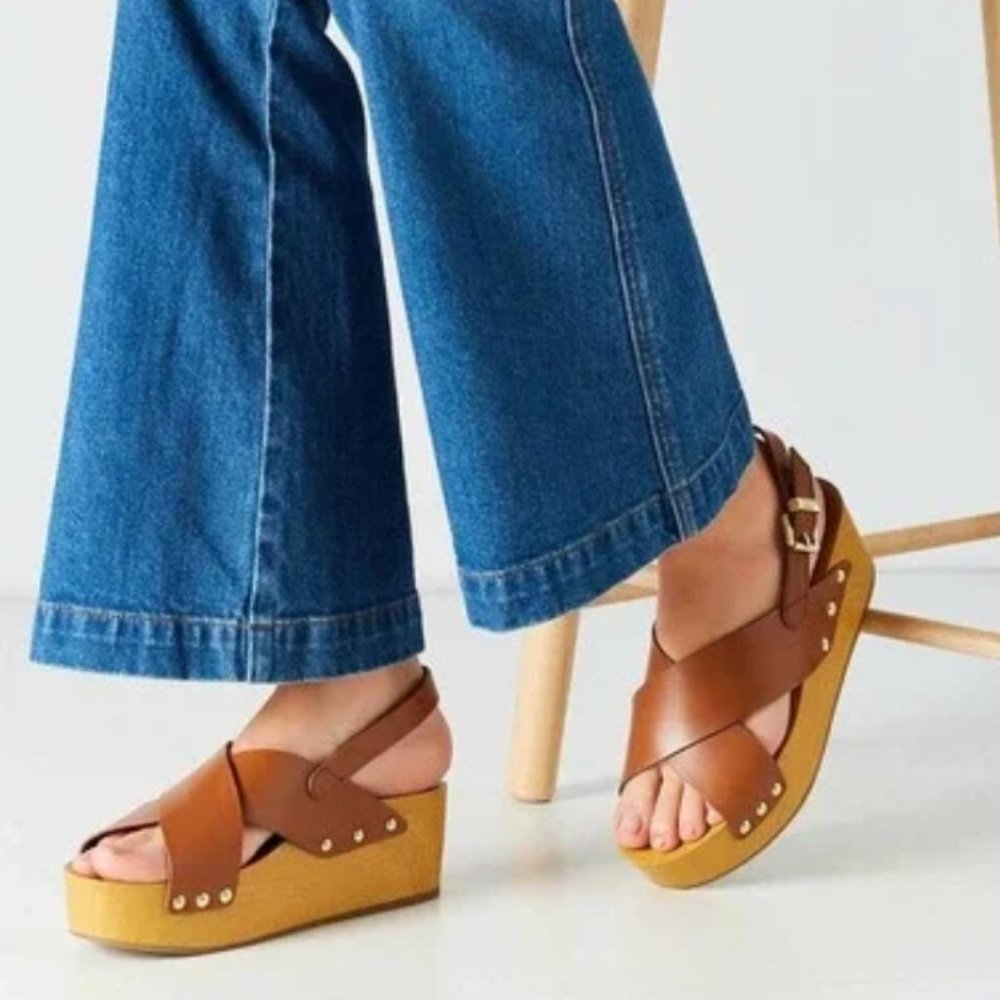 Sam Edelman size 7 Bentlee Brown Leather Studded Open Toe Platform Wedge Sandals